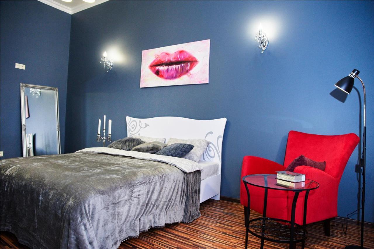 Designer Apartment In The Center Λβιβ Εξωτερικό φωτογραφία