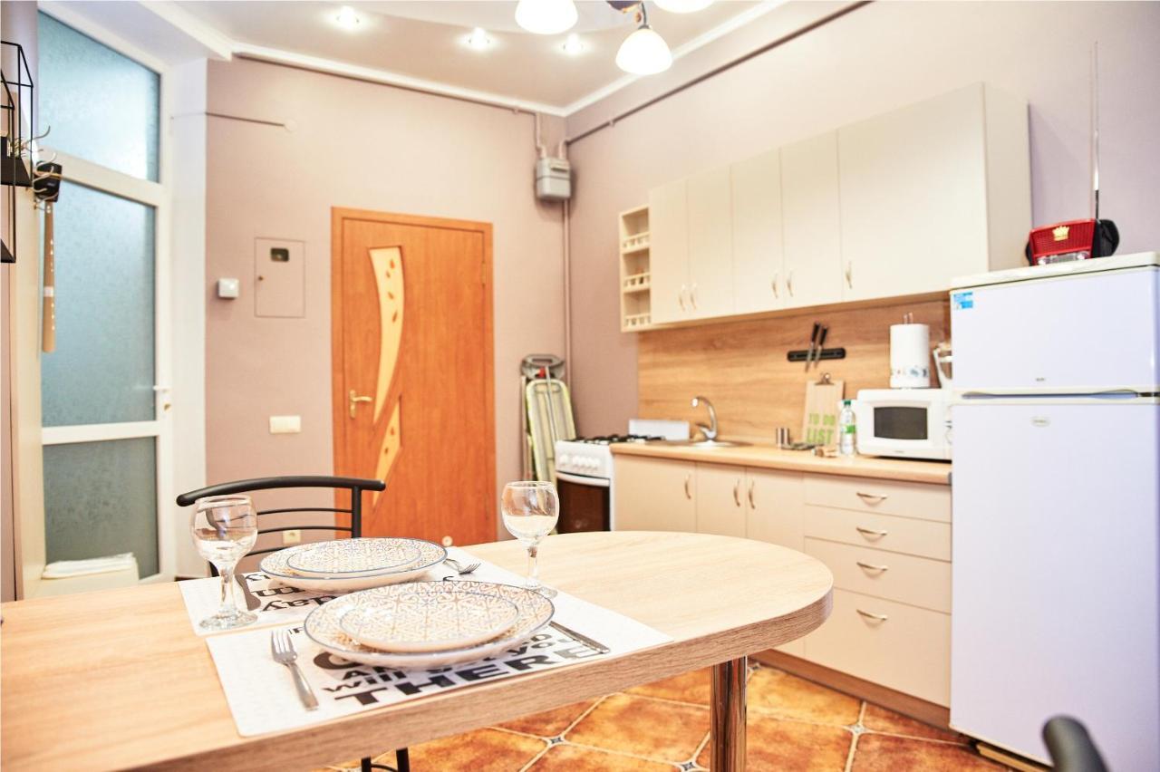 Designer Apartment In The Center Λβιβ Εξωτερικό φωτογραφία